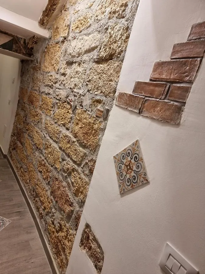 פלרמו Domus Sant'Anna Apartment 0*,  איטליה
